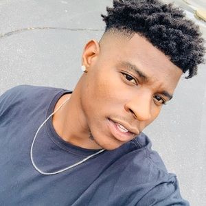 Meet your Posher, Ian